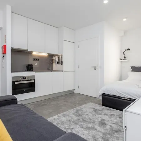 Aveinest - Your In דירה אבאירו